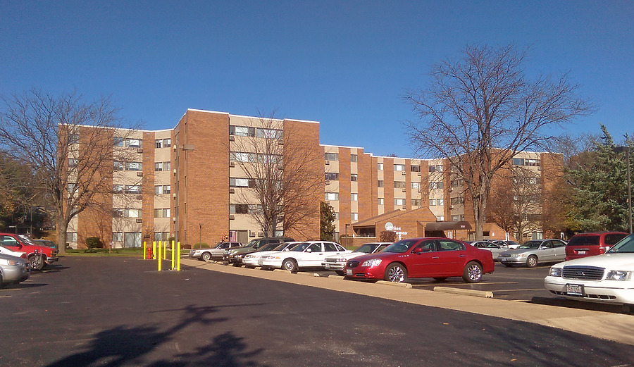 Skyline Towers Apartments by Ryan Hildebrand