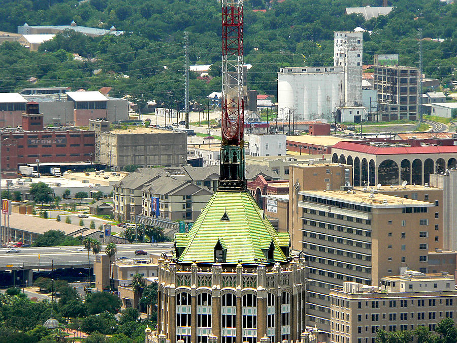 Tower Life Building by Kevin Lehnhardt
