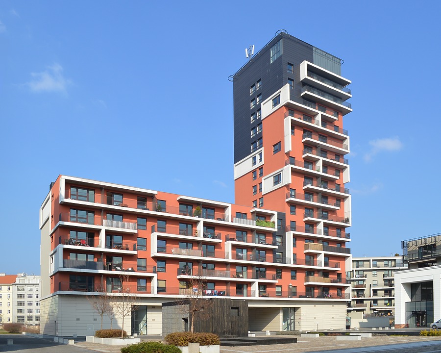 U Uranie 27 by Huopa