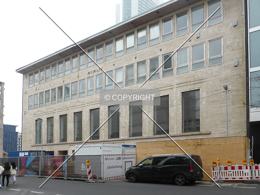 FOUR Frankfurt - Tower 4 by Nephilim