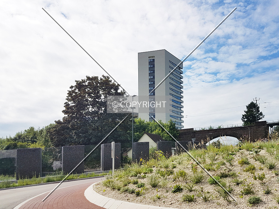 Wohnhochhaus Leibnizweg 7 by Nephilim