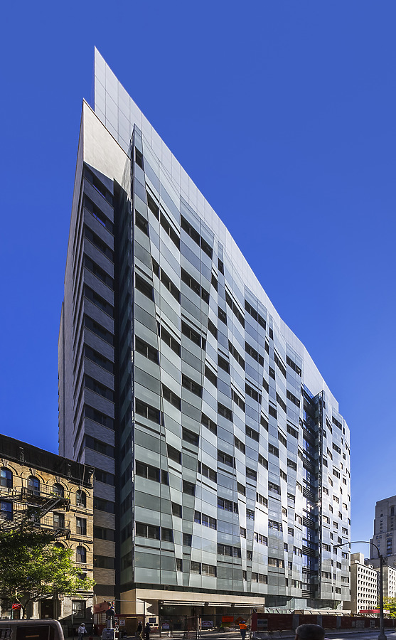 Belfer Research Building, Weill Cornell Medical College by Jeff Goldberg/Esto for Ennead Architects
