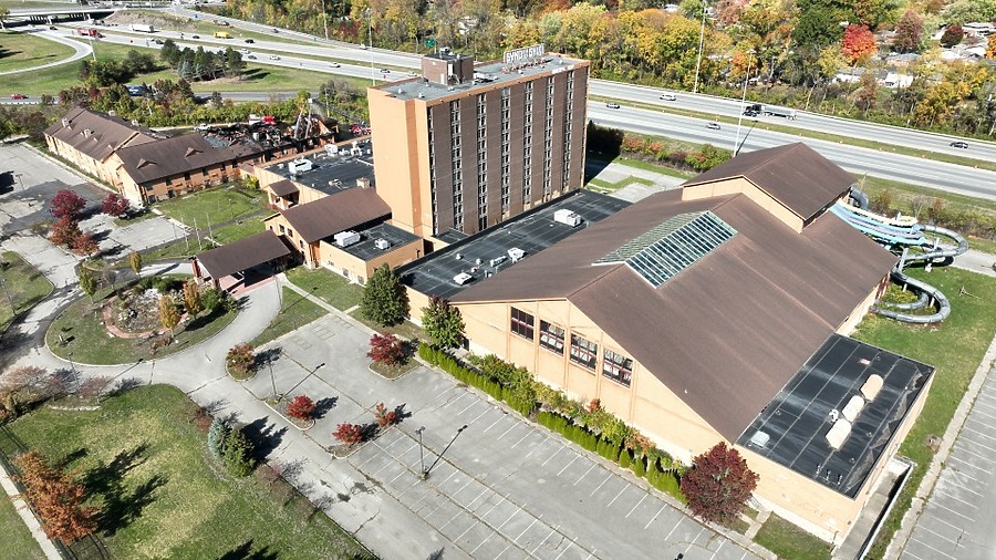 Holiday Inn & Suites Fort Rapids Indoor Waterpark Resort by NBC4 WCMH-TV