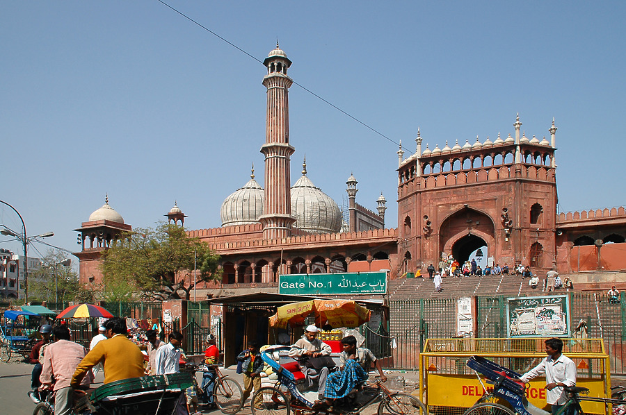 Jama Masjid by John Bek