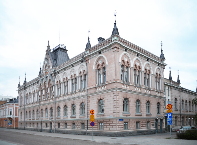 Torikatu 8