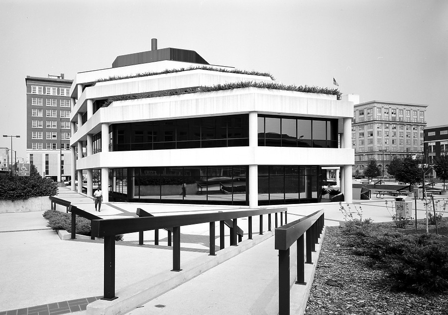 Springfield City Hall by Historic American Buildings Survey, Bill Swartz