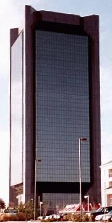 Valliance Bank Tower by Scott Murphy