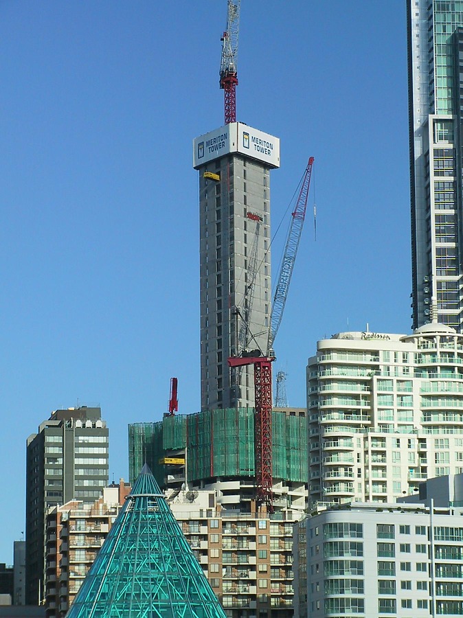 Meriton Tower by John Bek