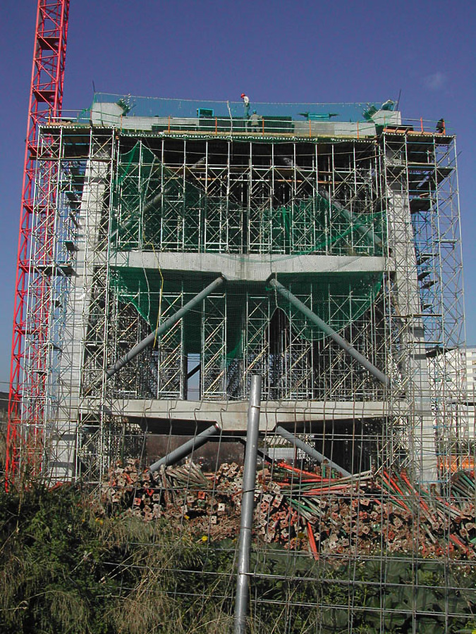 Hesperia Tower by David Guija