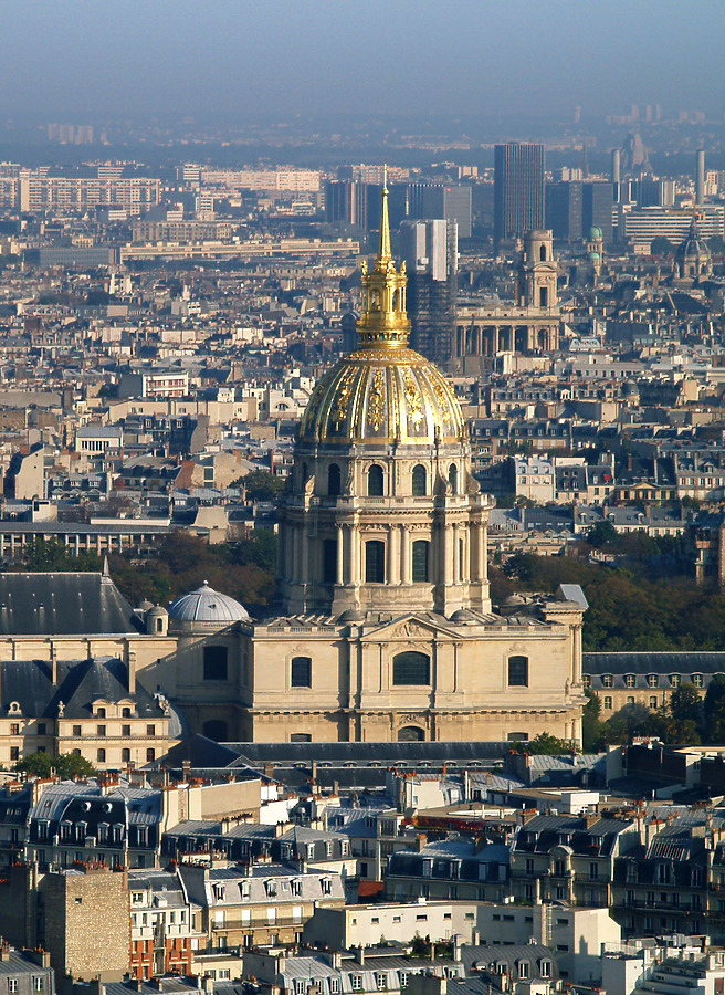 Cathédrale Saint-Louis-des-Invalides by Cesar Serrano