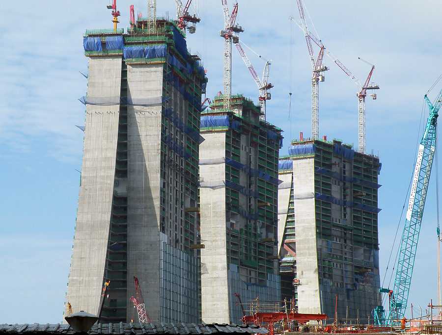 Marina Bay Sands Hotel by Horst Kiechle