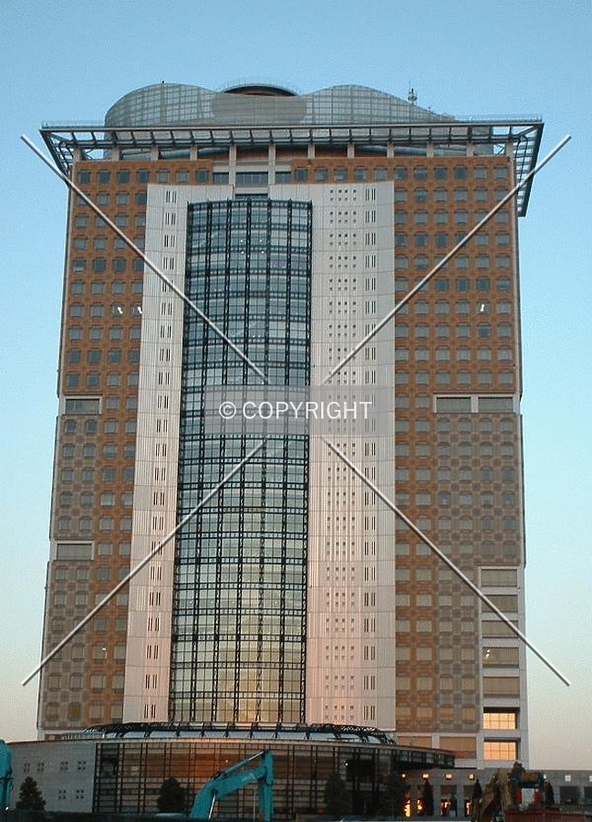 Saitama Shintoshin MPT Building by Andrew Stewart