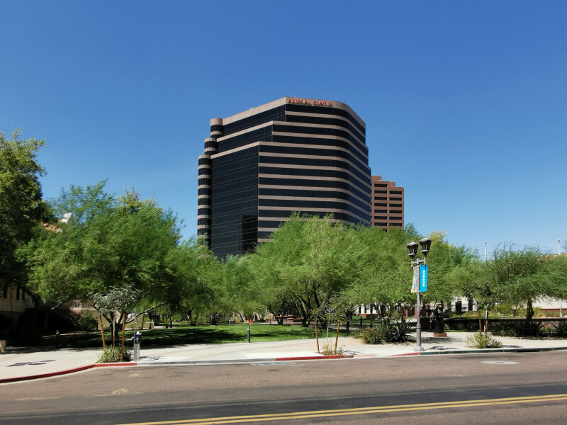 One Arizona Center