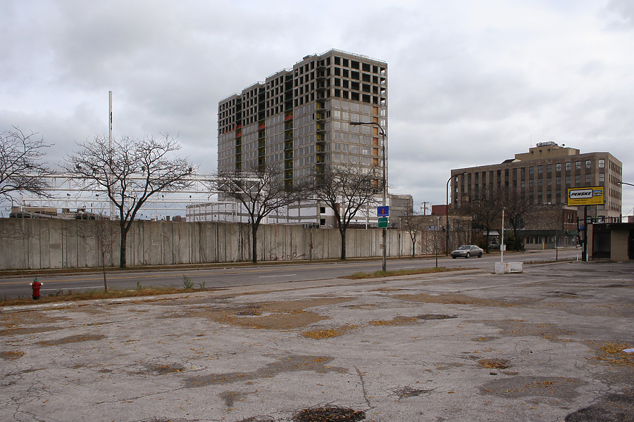 415 Premier Apartments by Daniel Kieckhefer