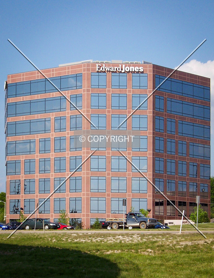 Manchester/270 Office Center III by Ryan Hildebrand