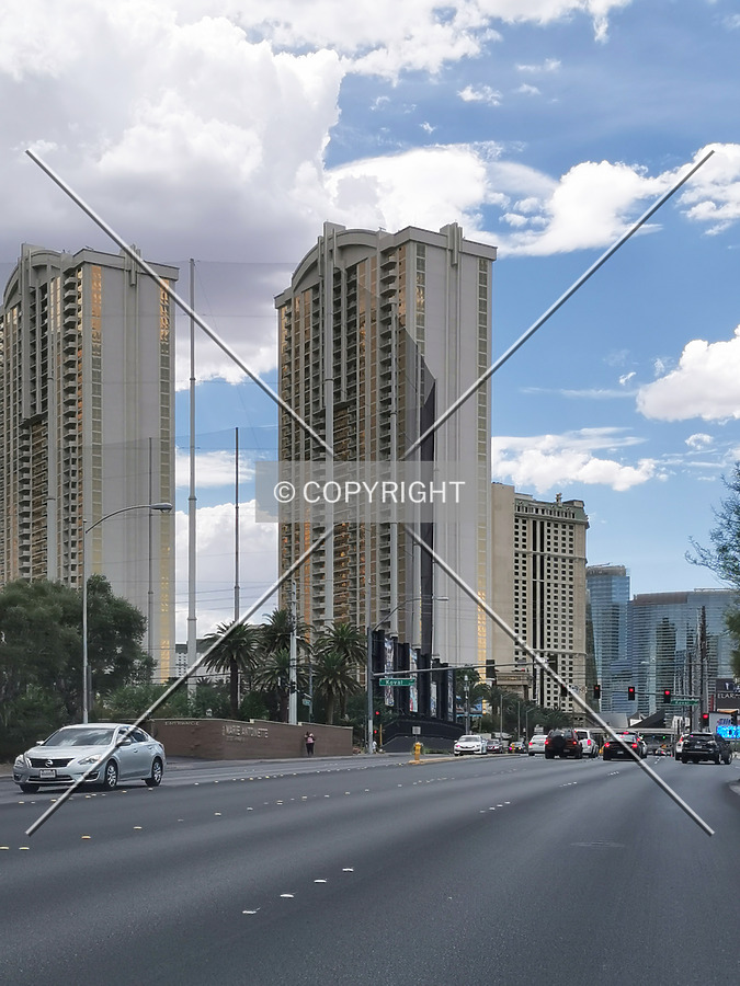 The Signature at MGM Grand - Tower III by Nephilim