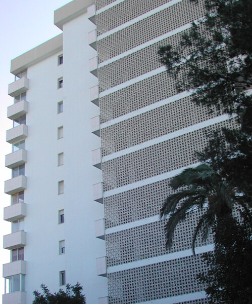 250-583-061