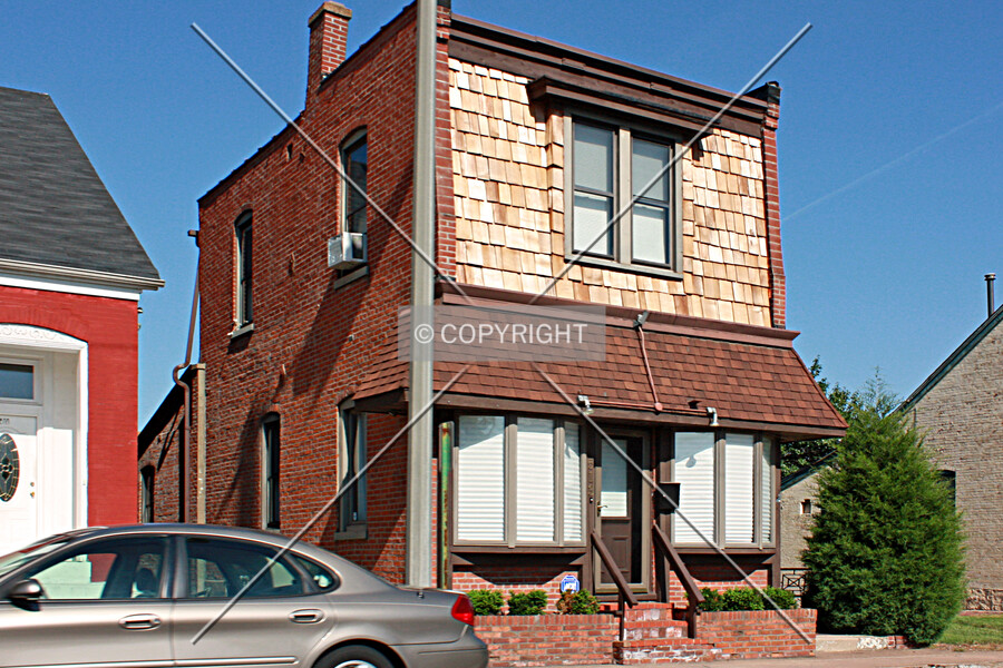 513 North Illinois Street