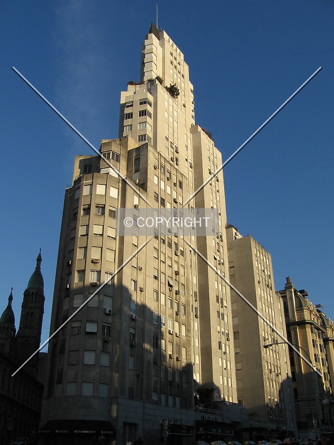 Edificio Kavanagh by Maximiliano Buono
