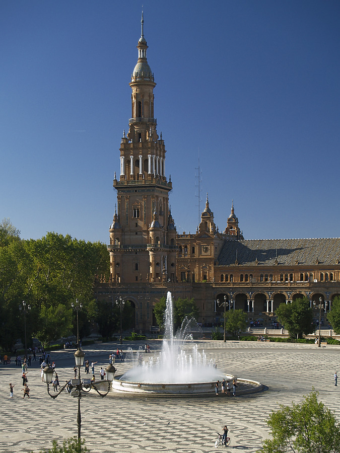 Palacio de España by Cesar Serrano