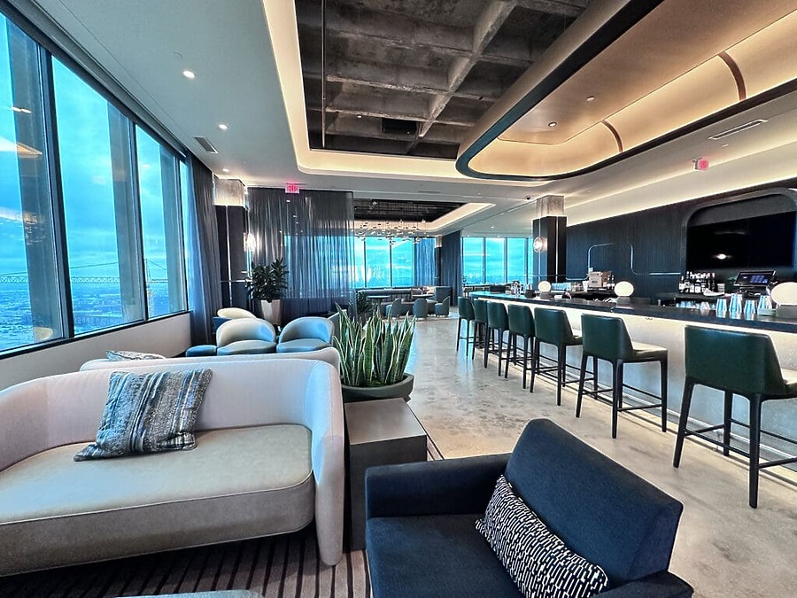 111 West Port Plaza by PARIC Corporation