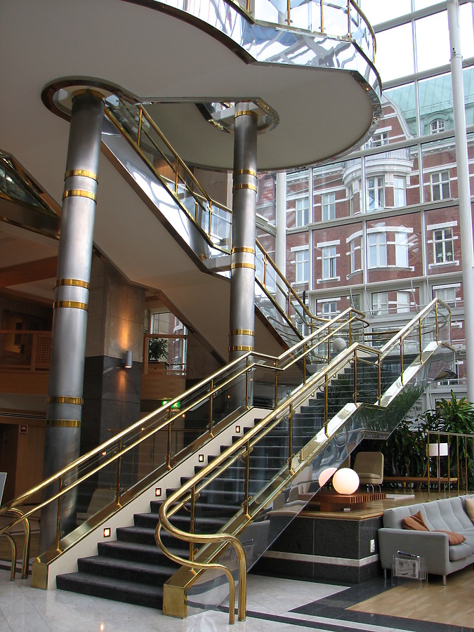 Scandic Triangeln by Kjetil Balog