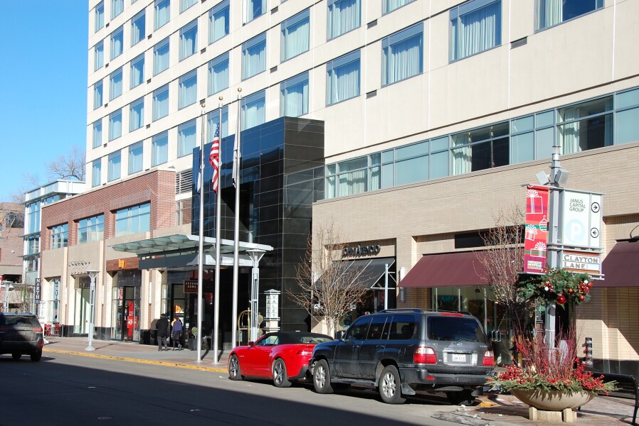 JW Marriott Denver at Cherry Creek