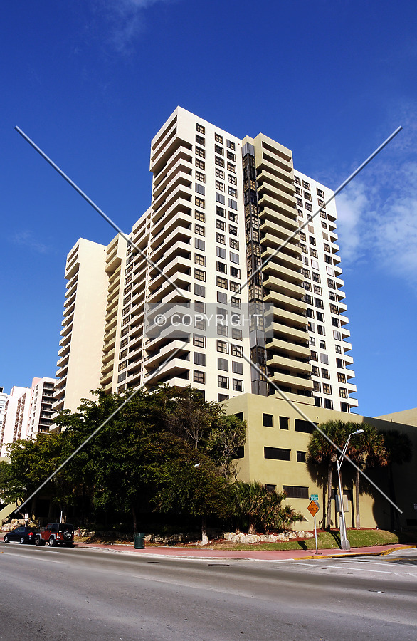 Club Atlantis Condominiums by Jorge Molina