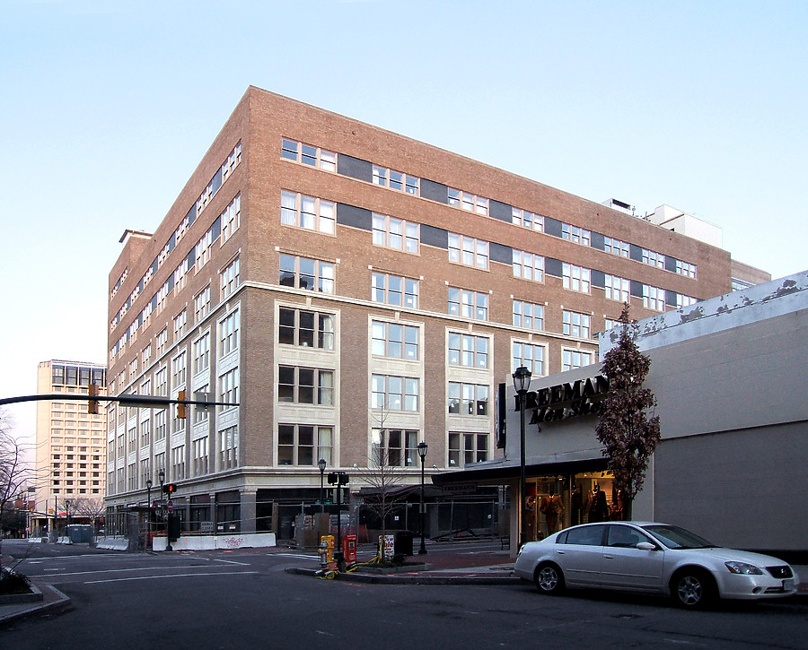 Hilton Richmond Downtown by John Cahill