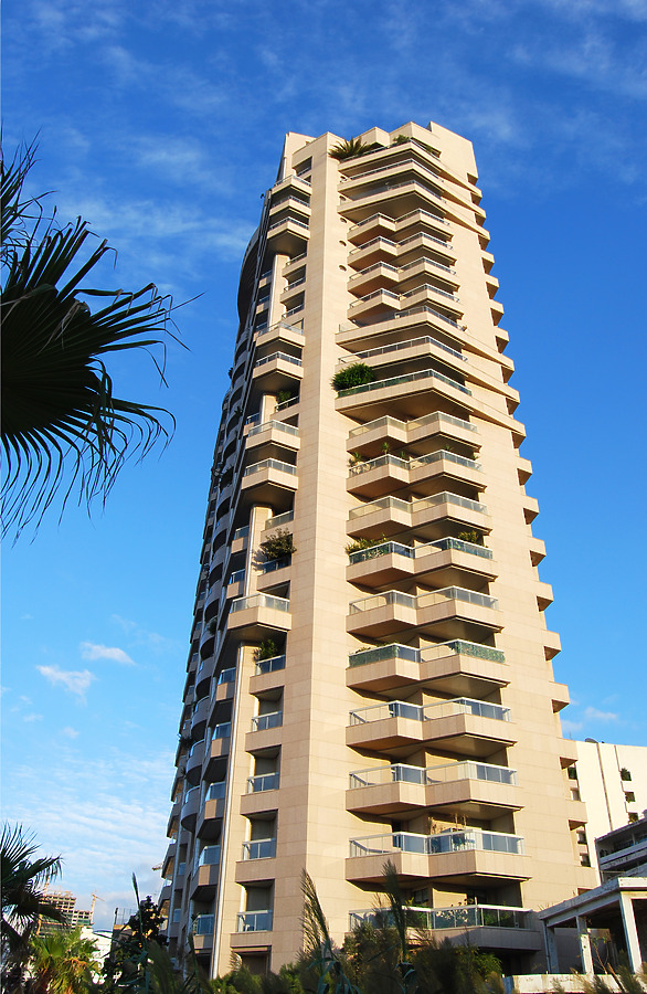 Ahlam Building by Nareg Karamanoukian