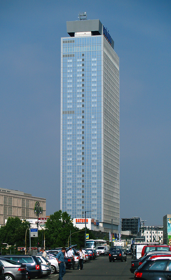 Park Inn Berlin Alexanderplatz by Cesar Serrano