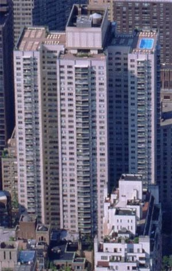 Plaza 400 by Scott Murphy