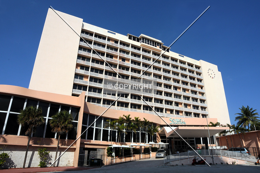 Seville Beach Hotel by Jorge Molina