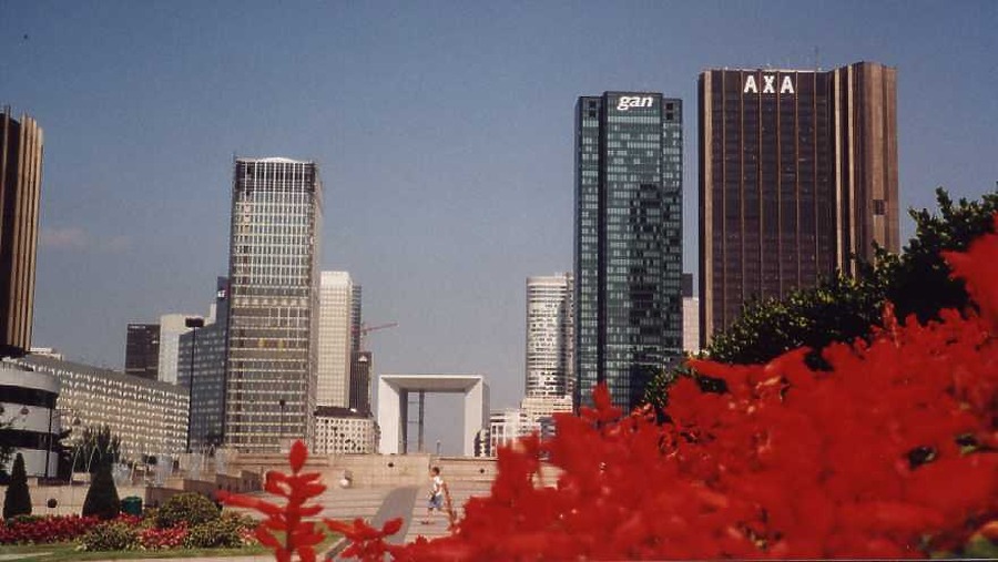 La Grande Arche by Tomi Eronen