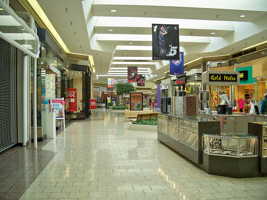 Jamestown Mall by Ryan Hildebrand