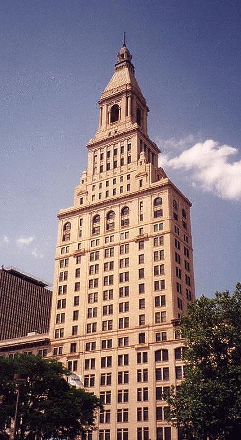 Travelers Tower by Nate Lindsey