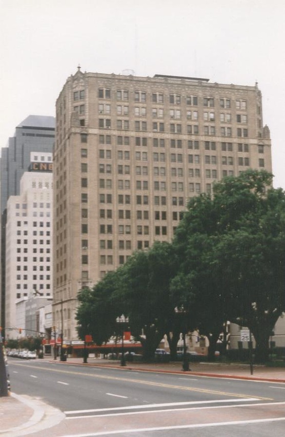 Slattery Building by Rodney Gunn