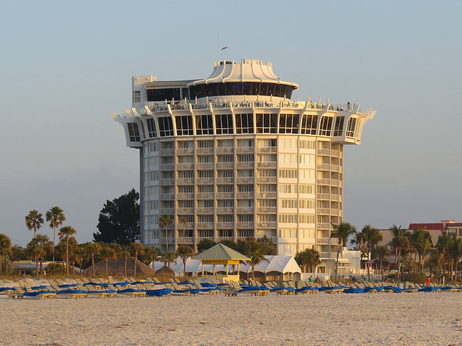 Grand Plaza Hotel by James Peacock