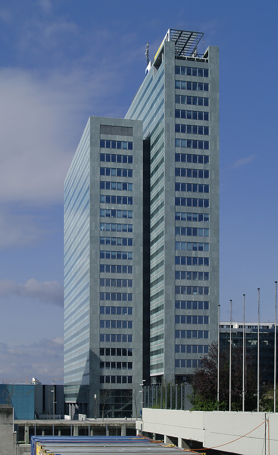 Ares Tower by Cesar Serrano