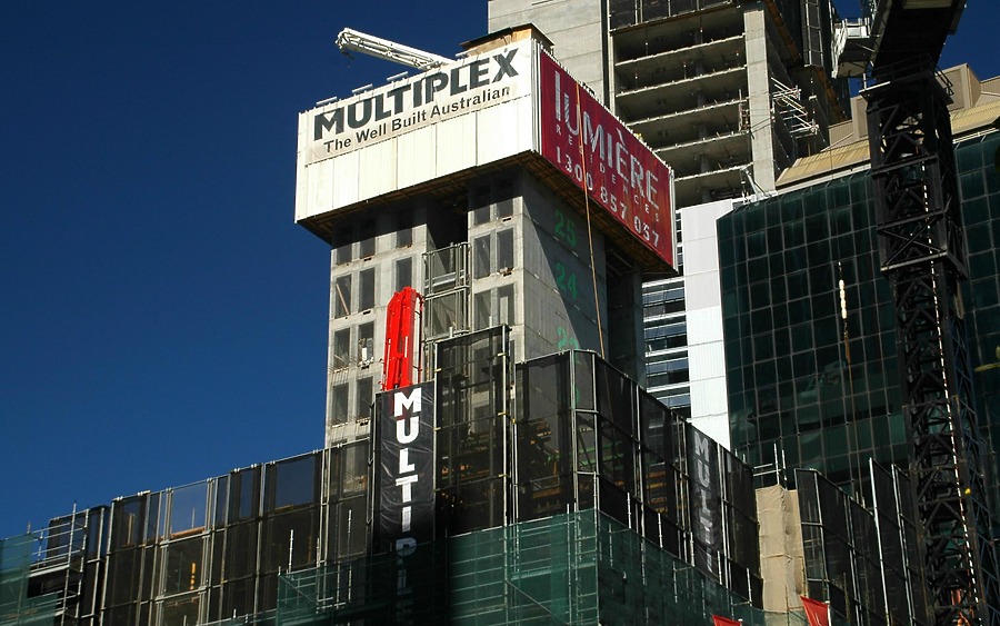 Lumière Residences by John Bek