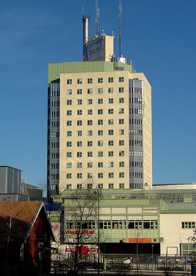 Forum Nacka by Robin Spetz