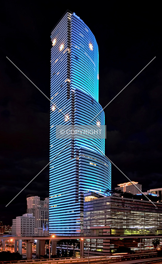 Miami Tower by Jorge Molina