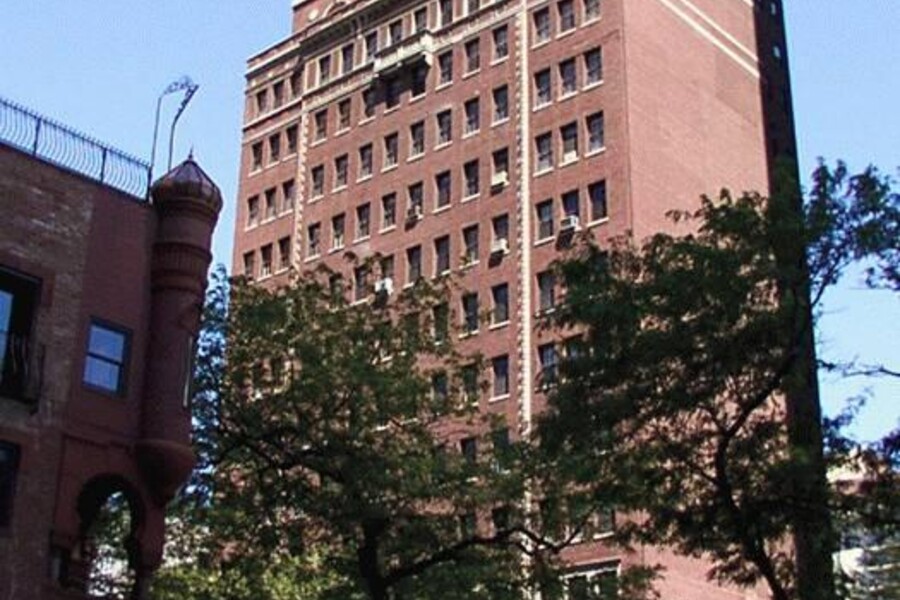 70 East Cedar