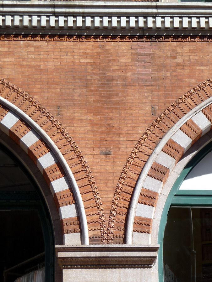 Goelet Building by Nate Lindsey