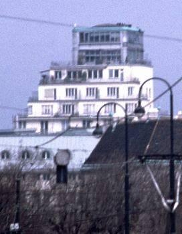 Hochhaus Herrengasse by John Cahill