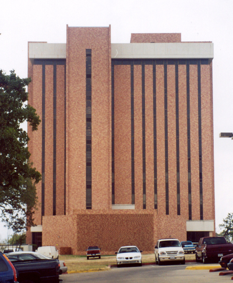 Multi-purpose Classroom & Laboratory Building by Marshall Gerometta