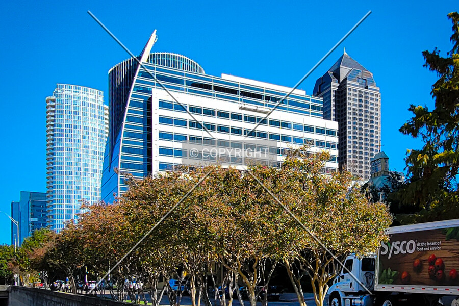 Hunt Oil Tower