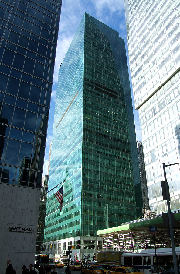 1095 Avenue of the Americas by John W. Cahill