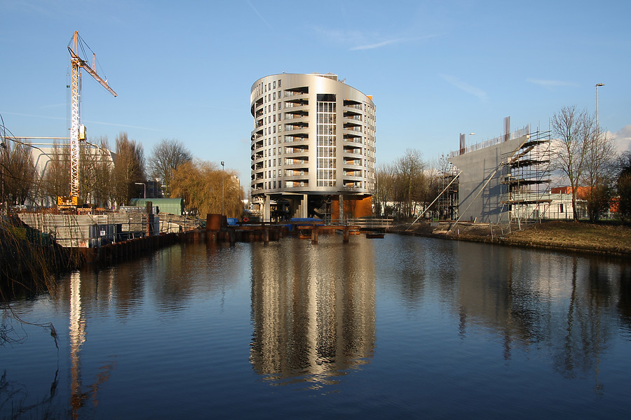 Studentencomplex Balthasar van der Polweg by Michiel van Dijk