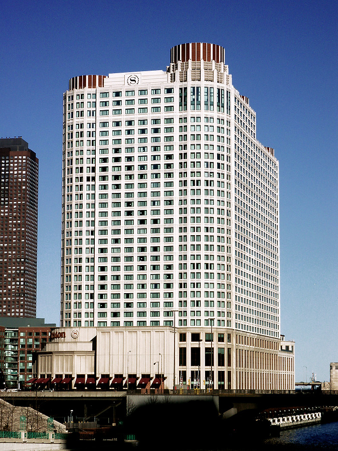 Sheraton Chicago Hotel & Towers by Daniel Kieckhefer